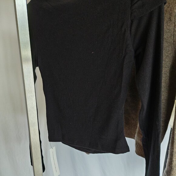 REFORMATION Elio Knit Top in Black, size XS - Picture 6 of 8